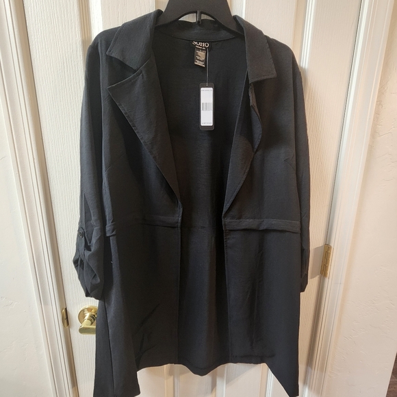 SOHO Black Open Front Blazer - Picture 4 of 6
